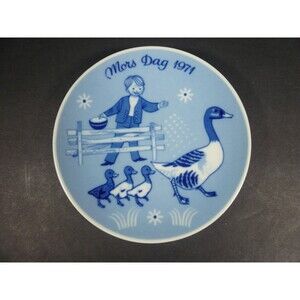Vintage Porsgrund Norway Mors Dag Mother's Day 1971 Plate